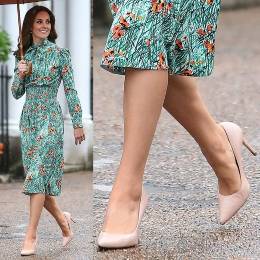🌟Host Pick🌟 L.K. Bennett Fern Blue Suede Court Heels - Picture 13 of 14